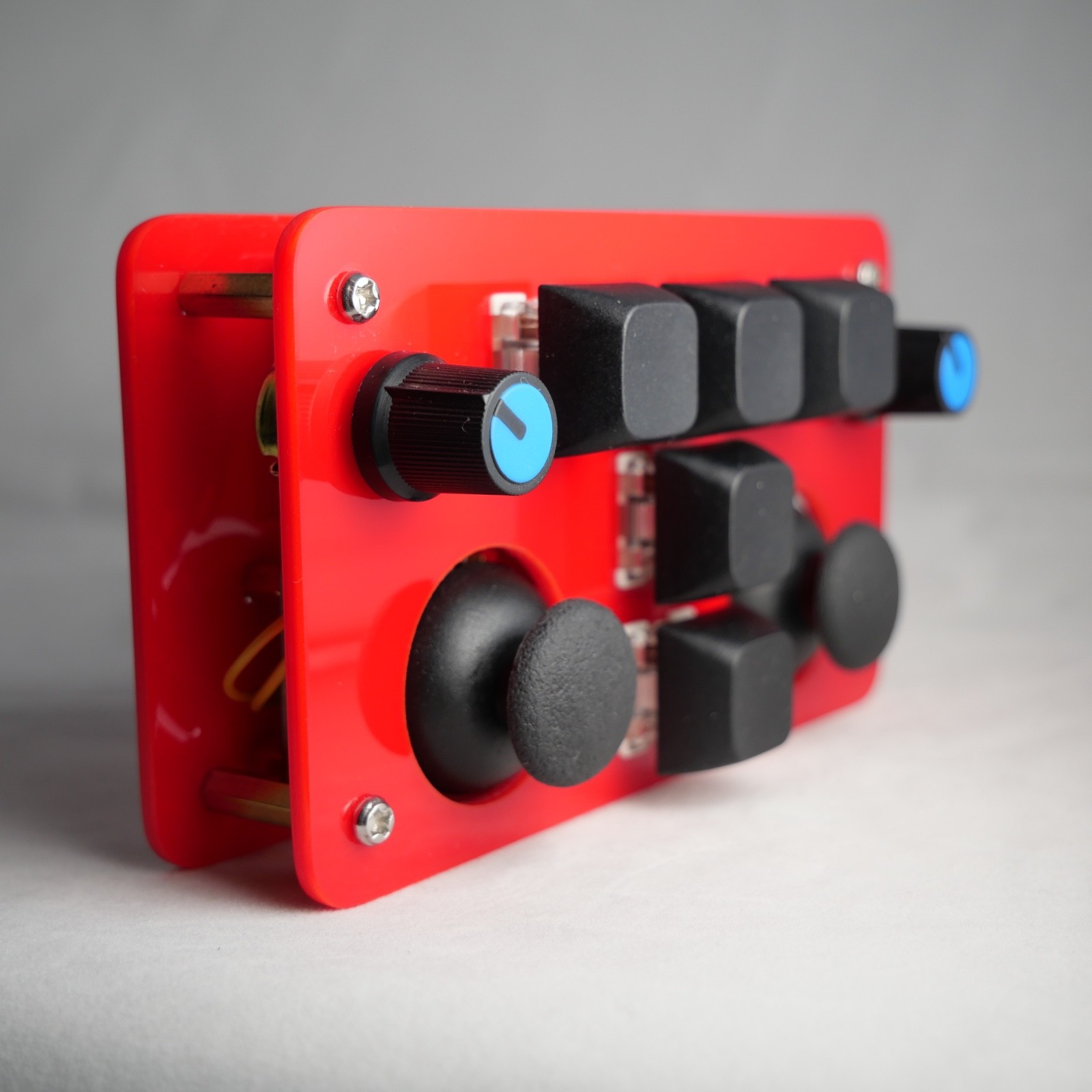 madMidi Acrylic Wireless Midi Controller