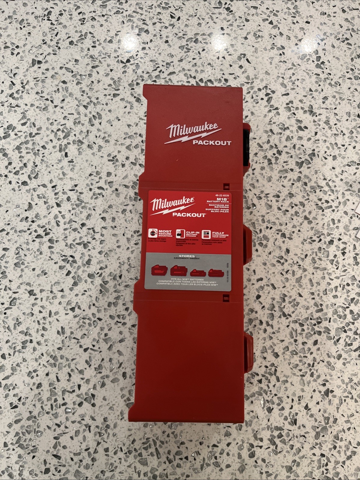 Milwaukee Tool 48-22-8339 M18 Battery Rack For Packout Wall-Mounted Storage