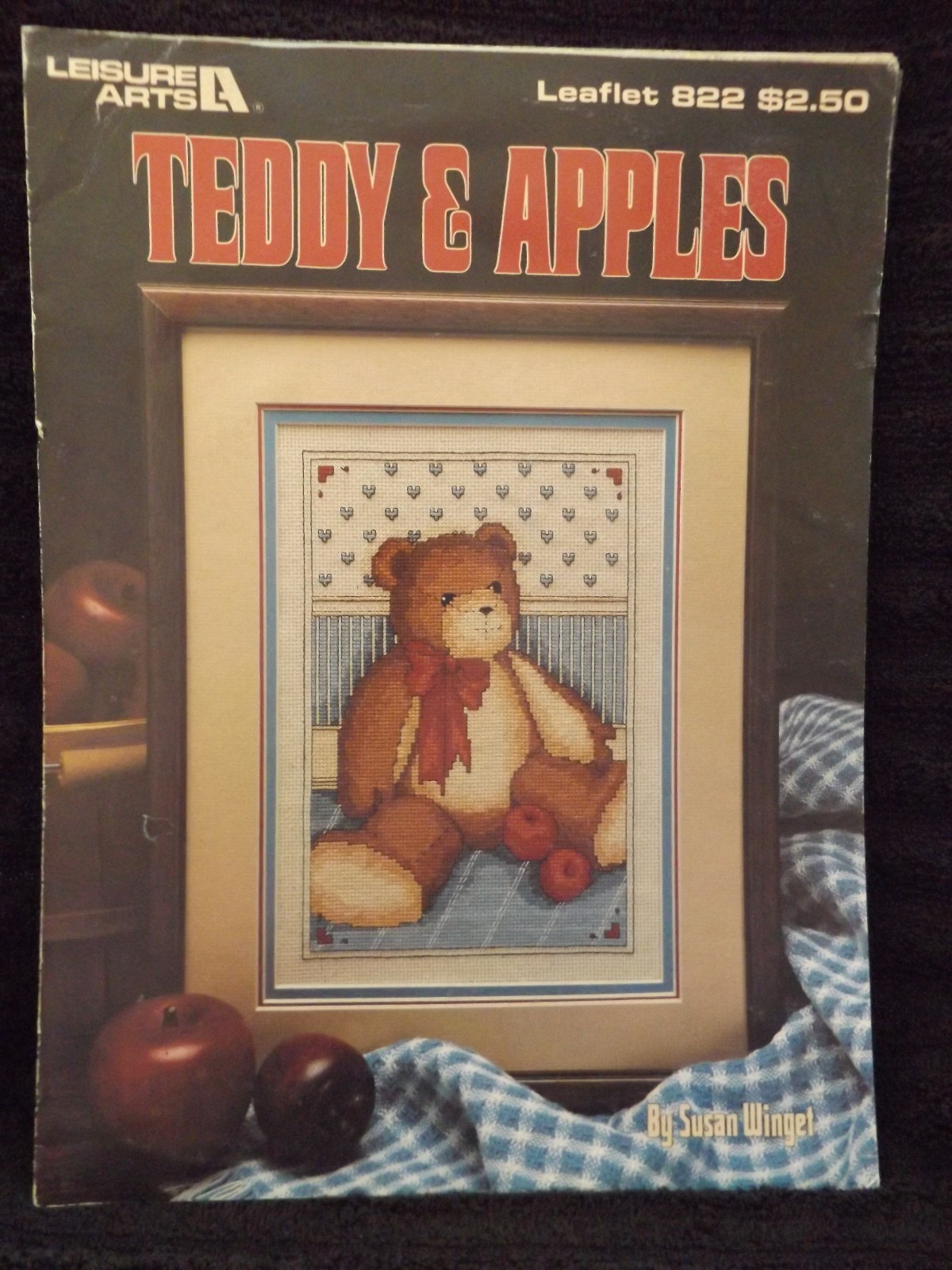 Teddy & Apples Cross Stitch Leaflet #822 from Leisure Arts