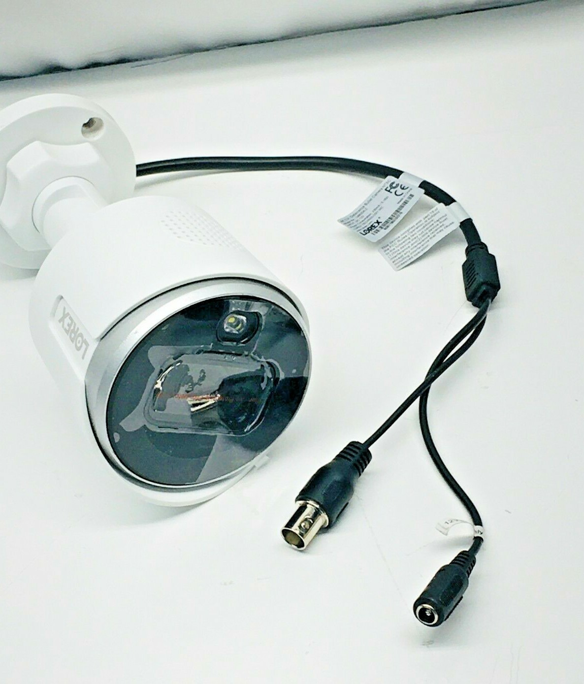 Lorex C882DA-Z 4K Ultra HD Active Deterrence Security Camera Night Color Vision
