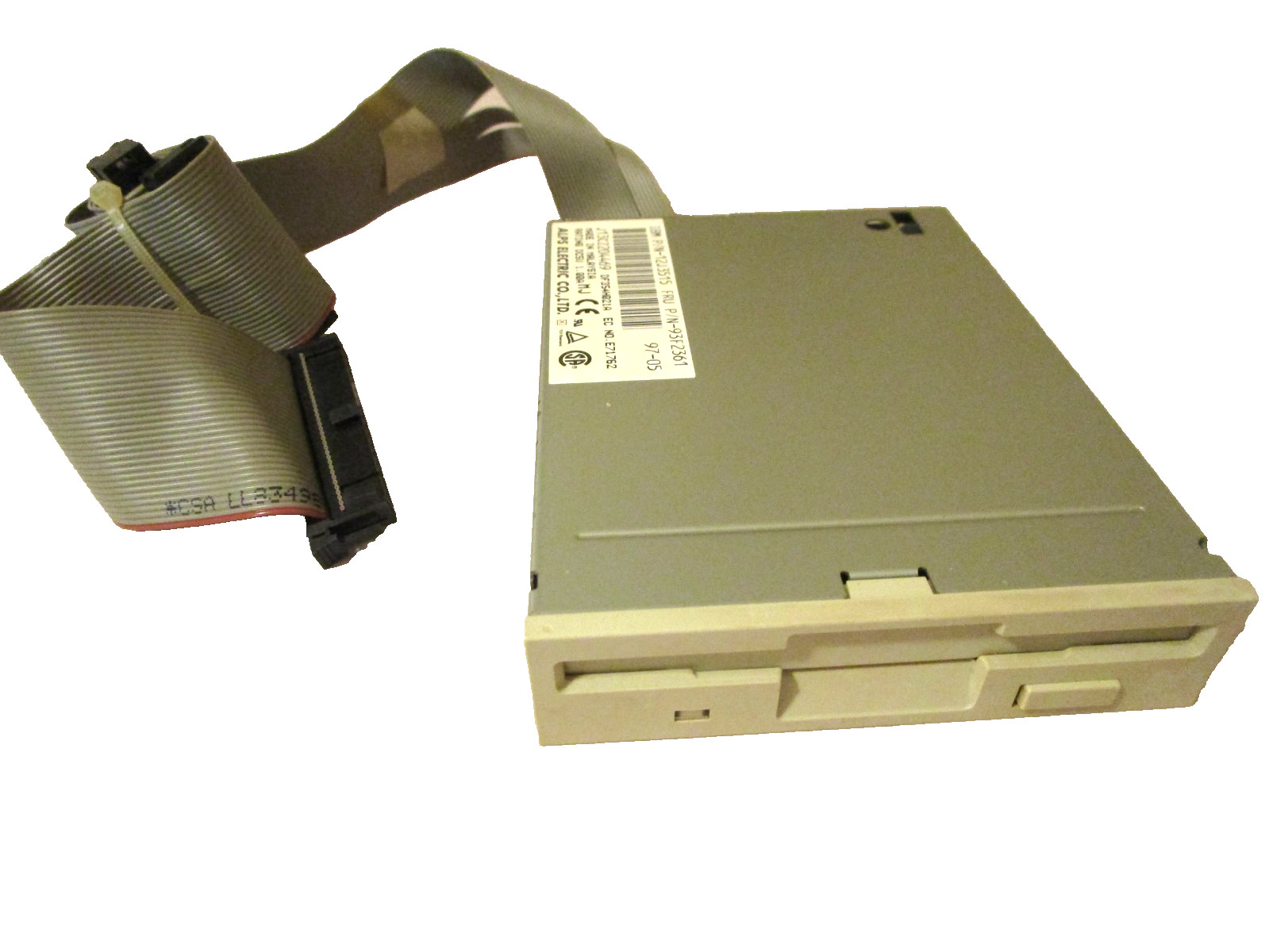 IBM 93F2361 1.44 MB 3.5" Internal Floppy Drive - Alps DF354H021A W/Cable