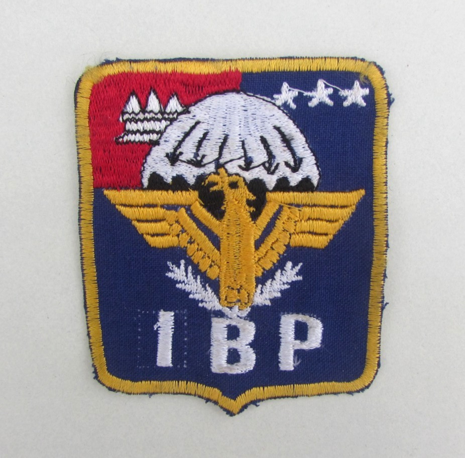 ORIGINAL VIETNAM WAR CAMBODIA 1ST PARACHUTE BRIGADE PATCH KHMER REPUBLIC FANK