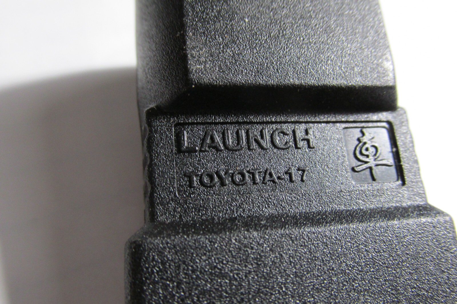 Launch connector  TOYOTA 17   for USE WITH LAUNCH  GX3  X431  OBD  oem
