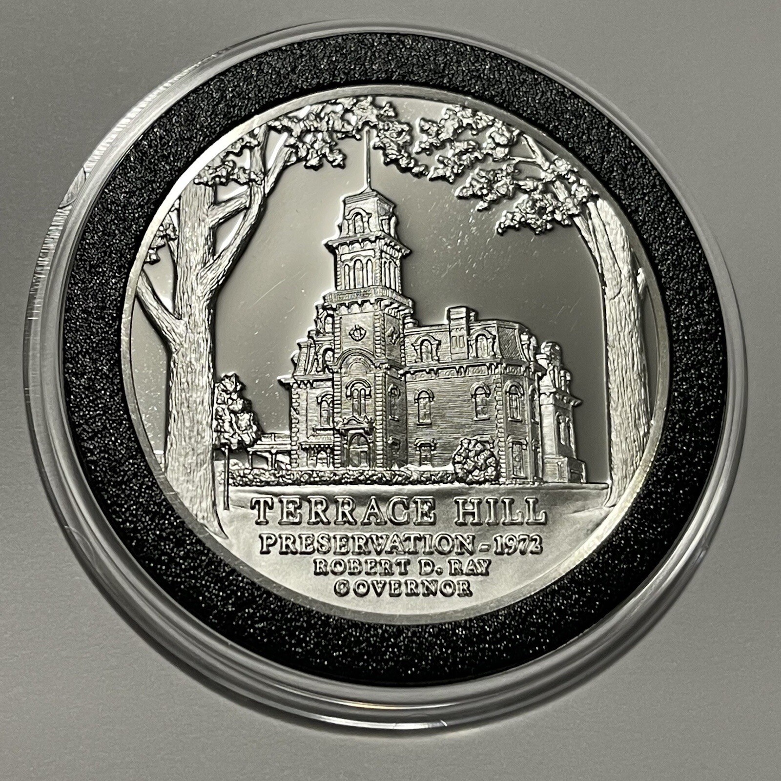 1972 Terrace Hill Preservation Iowa Proof Coin .999 Fine Silver 25.5g Rare Round