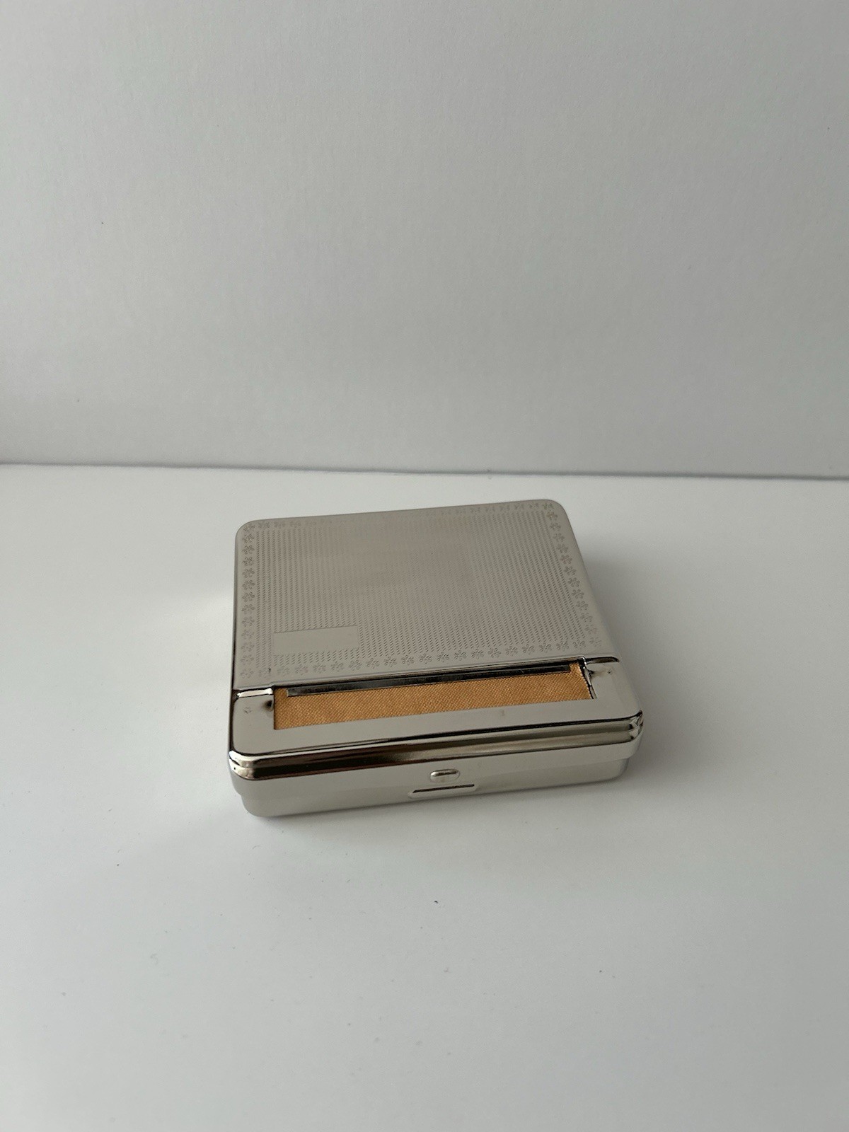 Automatic Tobacco Rolling Machine Tin Box SILVER COLOR (Chrome) NEW
