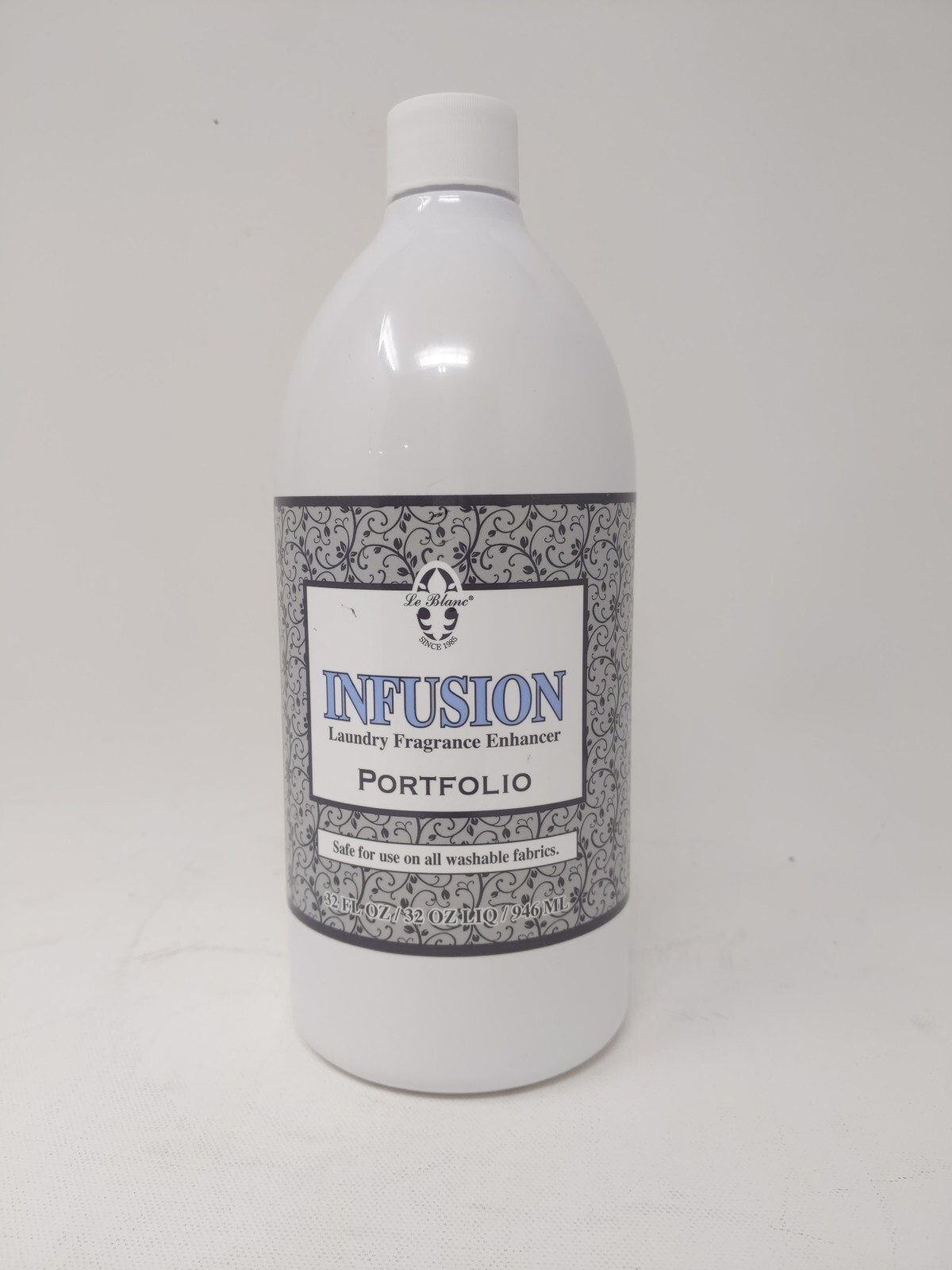 Le Blanc Infusion - Laundry Fragrance Enhancer - Portfolio - 32 fl oz/946 ml