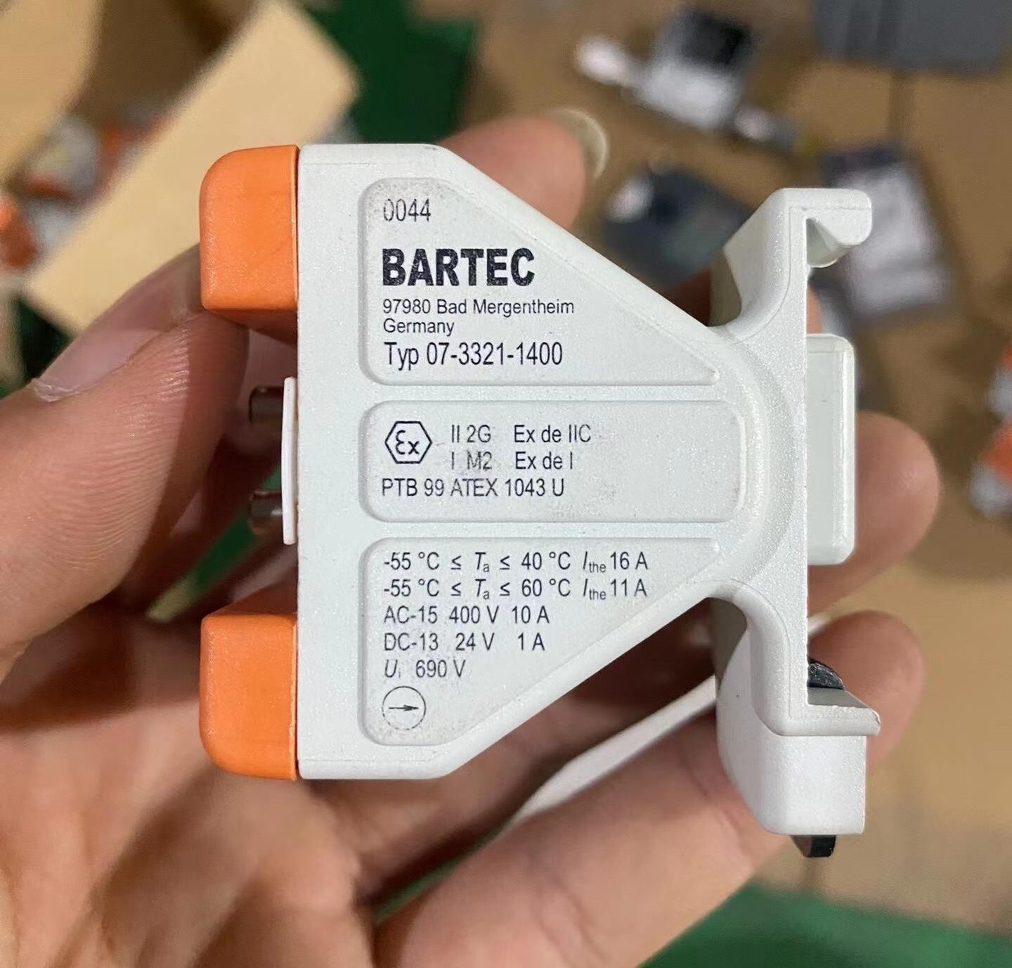 1pc NEW Typ 07-3321-1400 explosion-proof switch