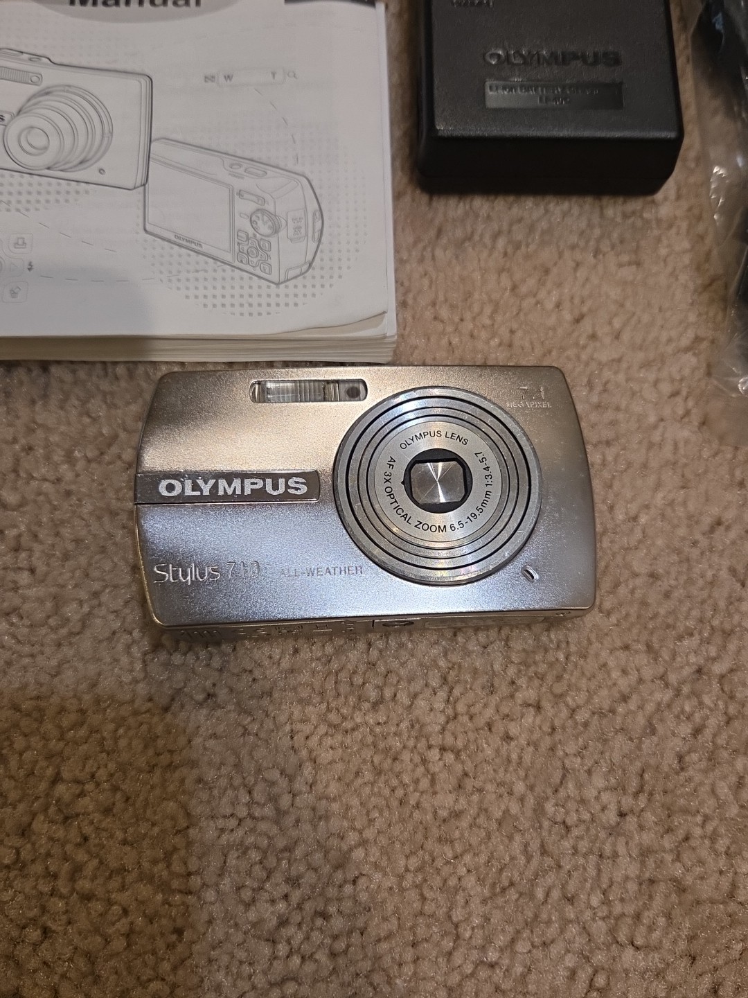 Olympus Stylus 710 7.1MP Digital Camera/Video Silver All-Weather 2.5" LCD Bundle