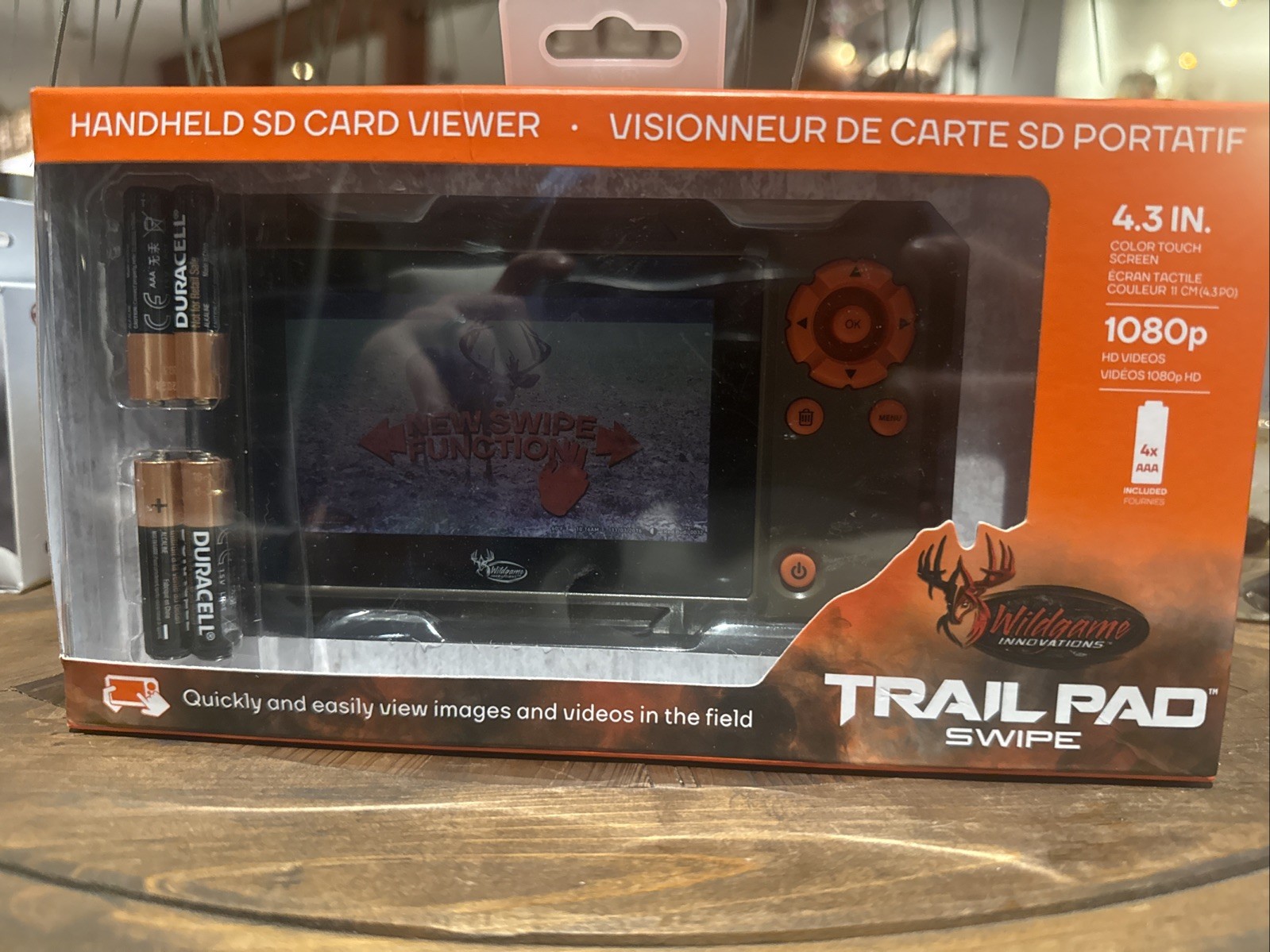 Wildgame Innovations VU60 Trailpad Swipe SD Card Reader W/batteries Free Ship