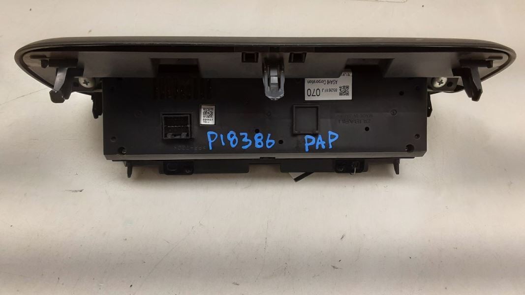 Info-GPS-TV Screen Clock, Temperature US Market Fits 12-16 SUBARU IMPREZA 424555