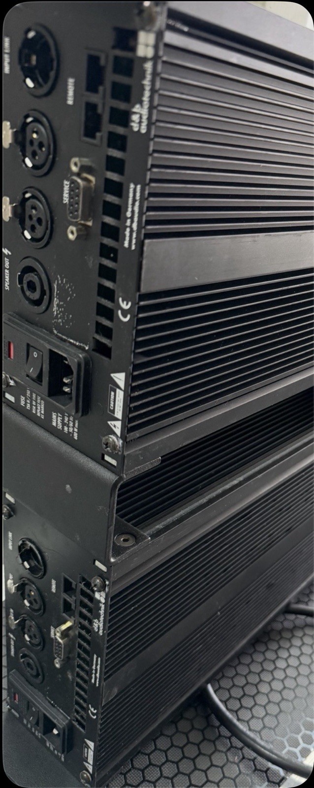 d&b audiotechnik E-PAC 2-Channel Rack Mount Power Amplifier XLR Inputs