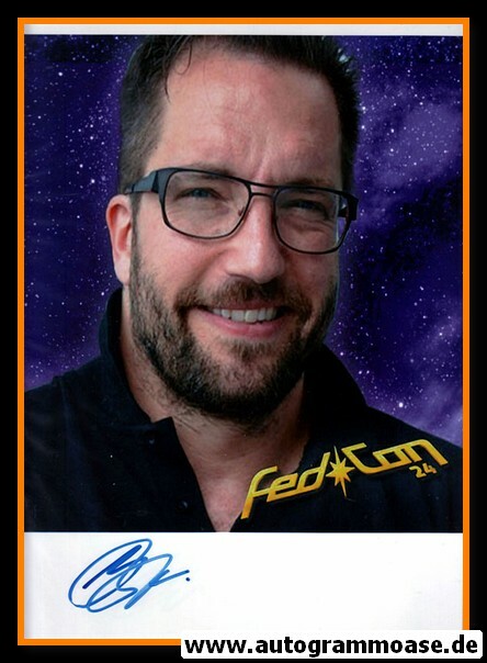 Autograph Space | Matt Taylor | 2015 Photo (FedCon 24)