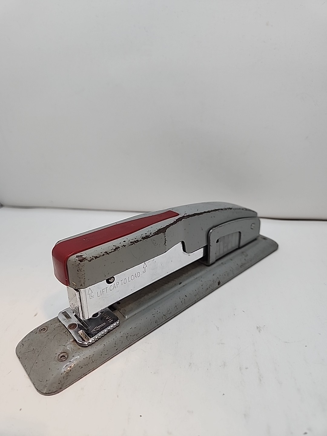 Industrial Look Swingline 400 Heavy Duty Metal Desk Stapler Gray/Red USA K7