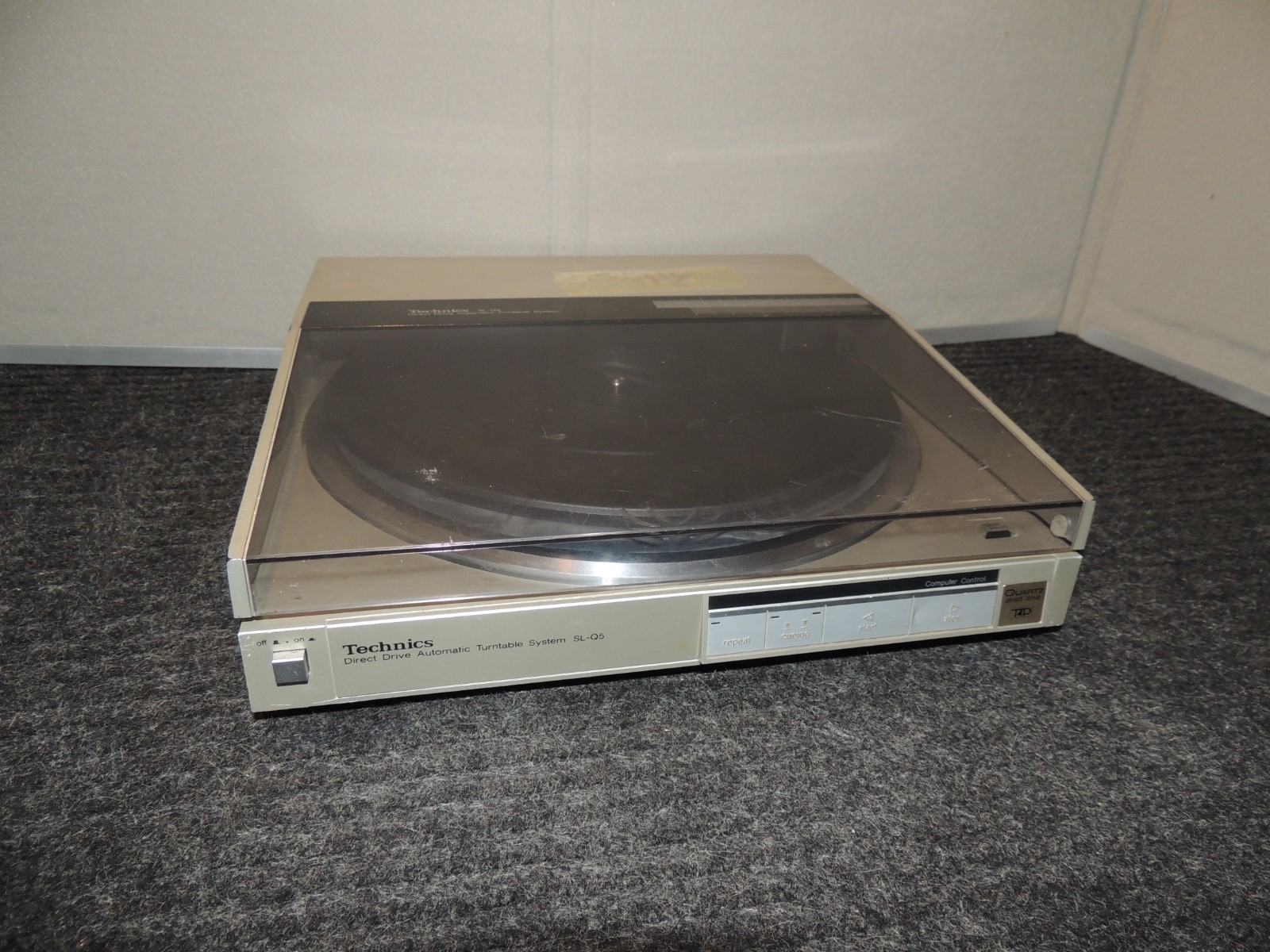 Technics Direct Drive Automatic Turntable System SL-Q