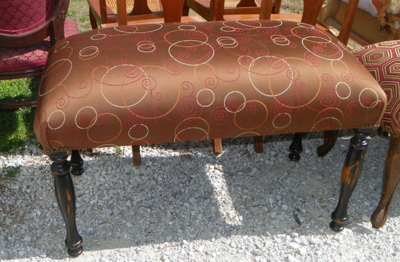 Brown Circle Print End of Bed Bench / Entry Bench   (BB-18)