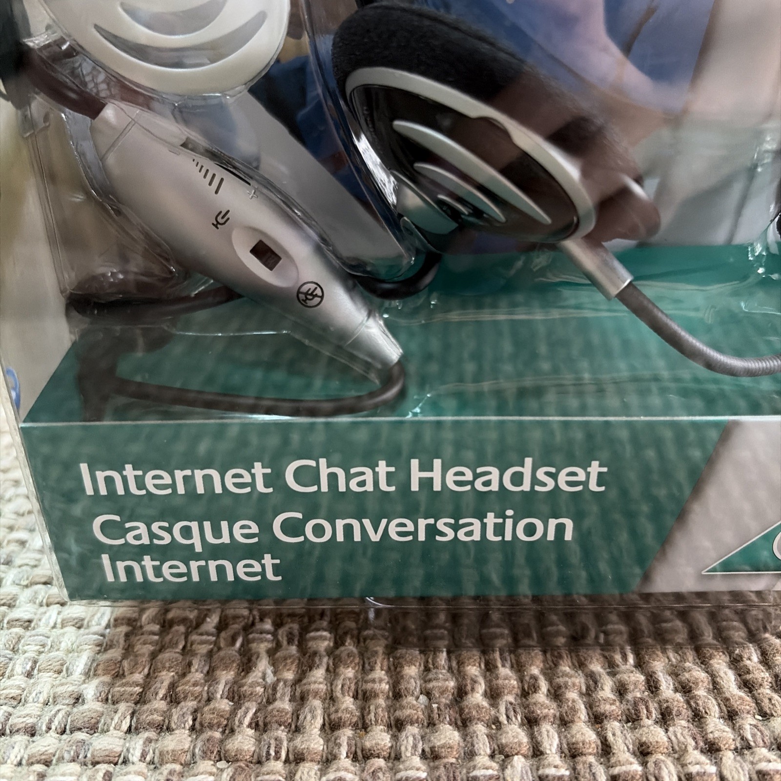 Logitech Internet Chat Headset Behind the Head Multicolored Computer New Sealed
