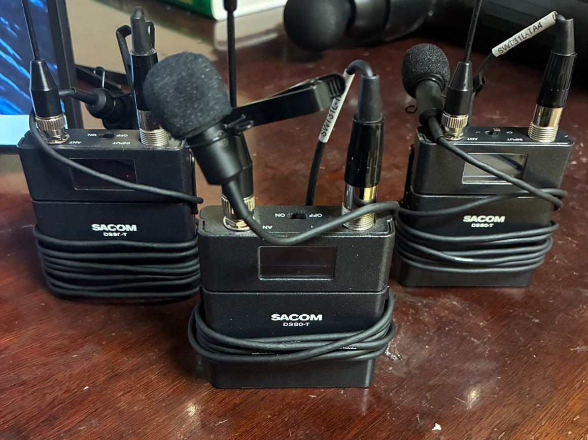 SACOM DS80-T ClearOne WS80-T Sabine Wireless Beltpack Transmitter Mic Lavalier