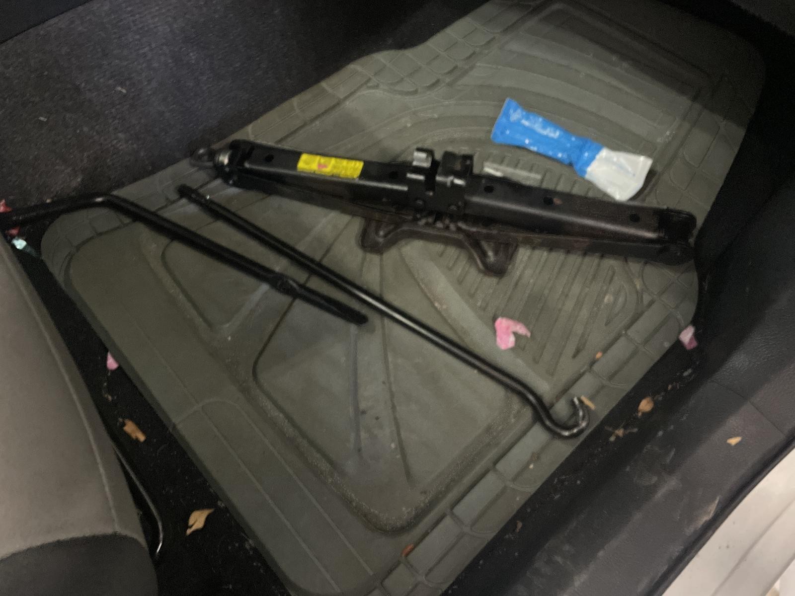 Used Floor Jack fits: 2014 Toyota Rav4  Grade A
