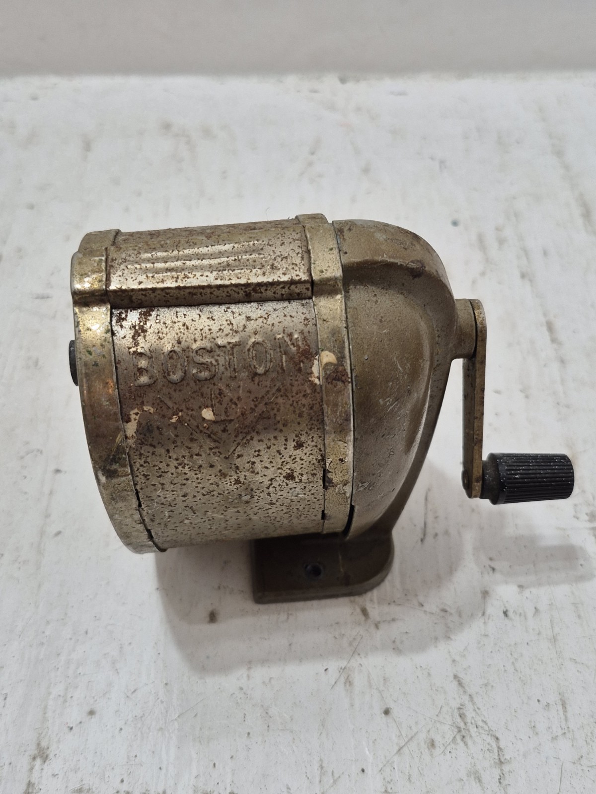 Vintage Boston Model L Manual Single Hole Pencil Sharpener Mount Classroom Metal