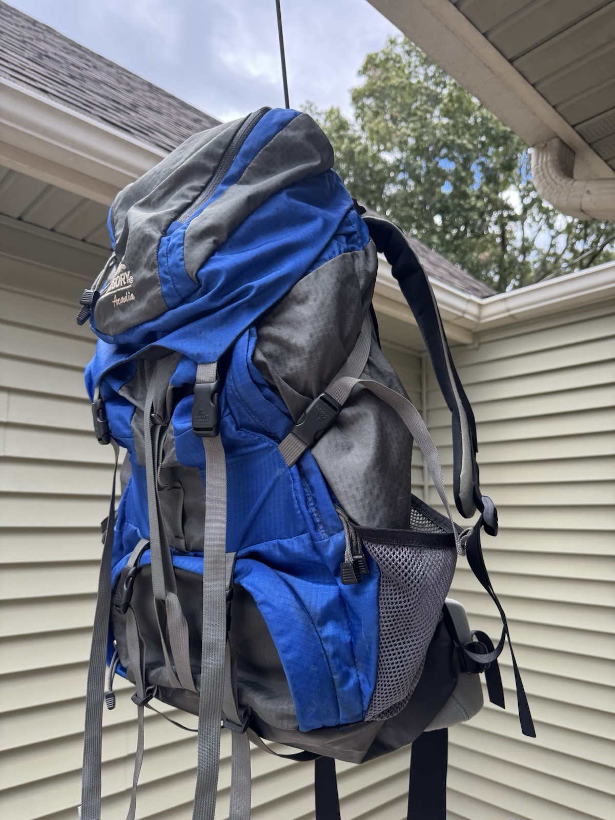 Gregory Acadia Medium Internal Frame Backpack 55-62 Liters Pre-Owned Barely Used