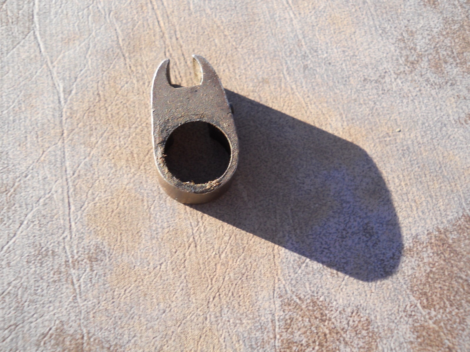 spanish 1916 1895  mauser rifle front sight ears cover  guard protector