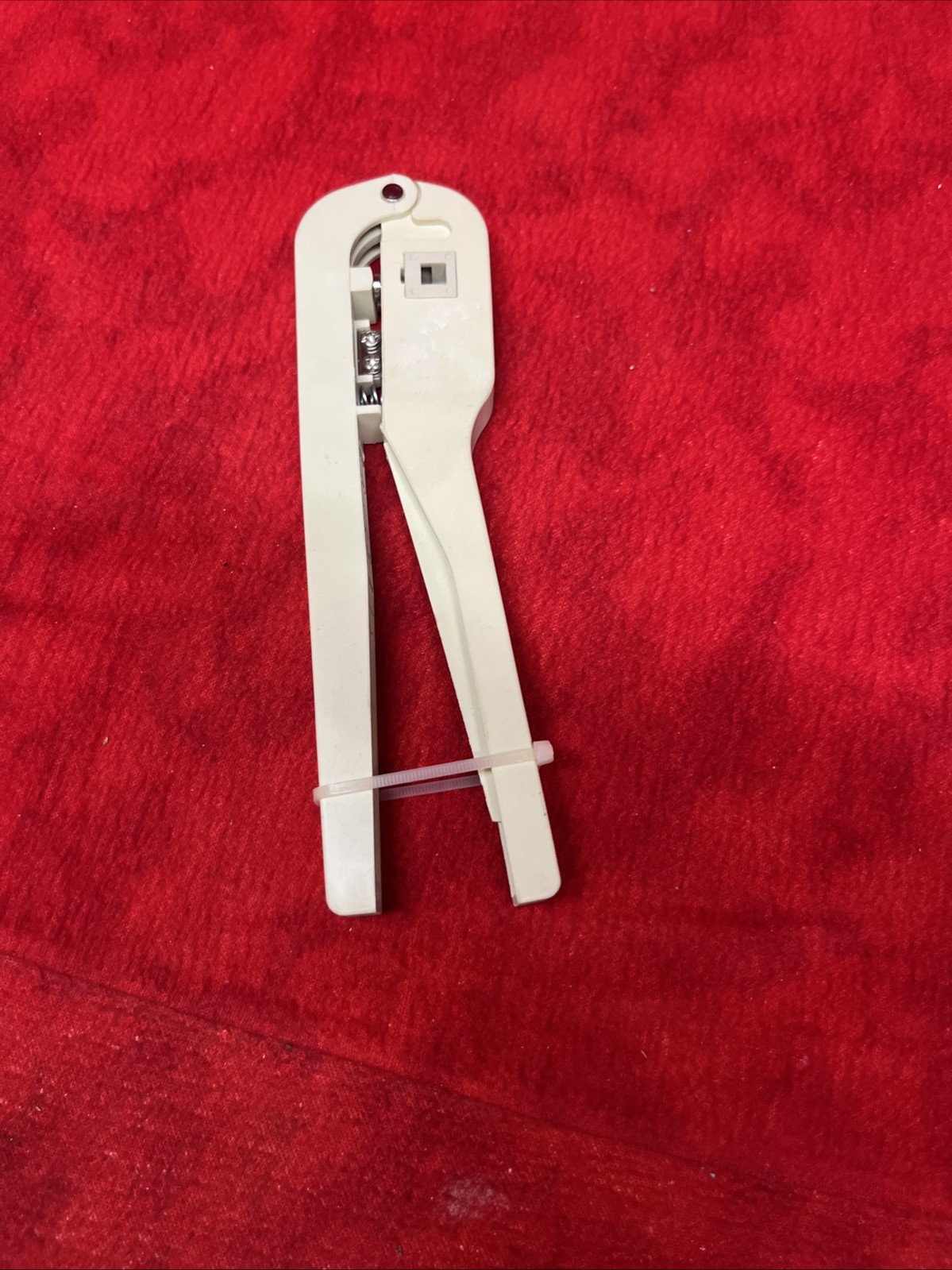 VINTAGE MODULAR PLUG CRIMPING PHONE TOOL (23a)