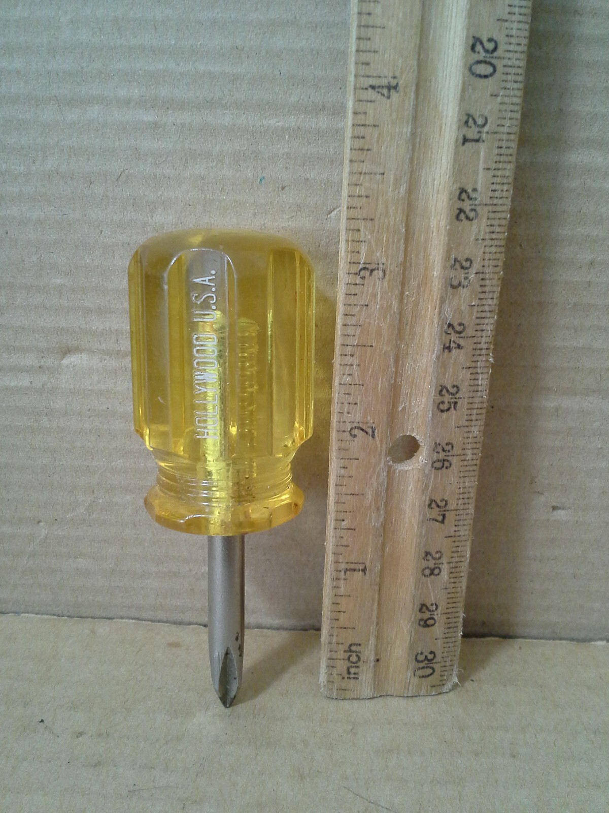 Hollywood USA Stubby Yellow Handle Phillips Screwdriver . VGC