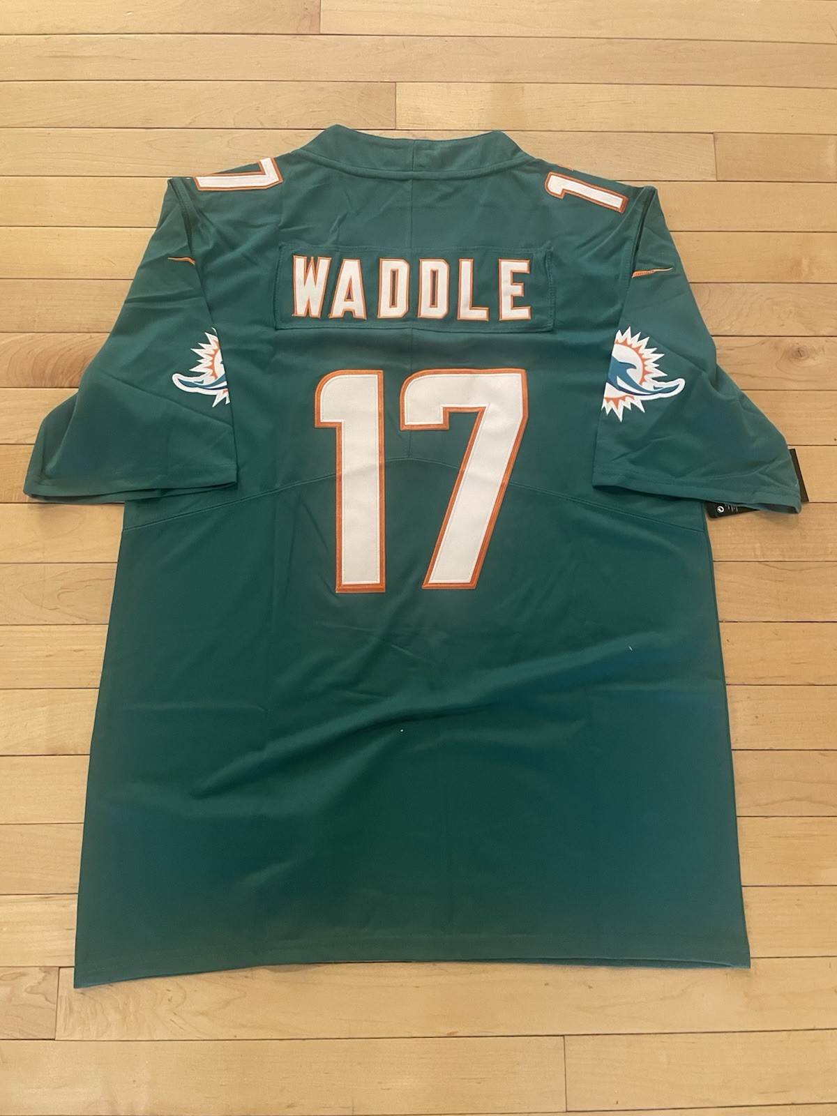 Jaylen Waddle Miami Dolphins Jersey Size 2XLarge Men size Fit 220lb
