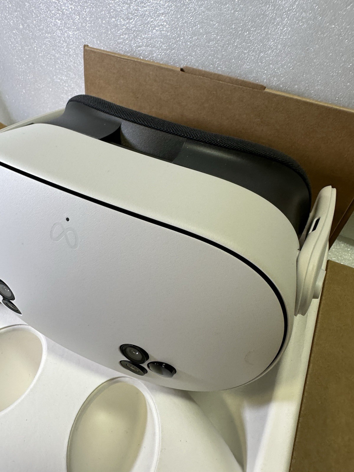 Meta Quest 3S 128GB VR Headset - White #E10.14