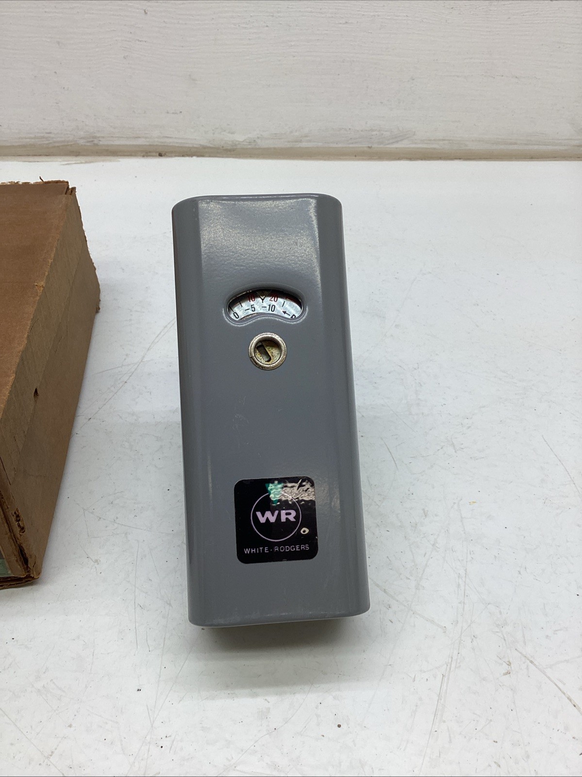 White Rodgers Refrigerant Pressure Control 1541-5 NIB