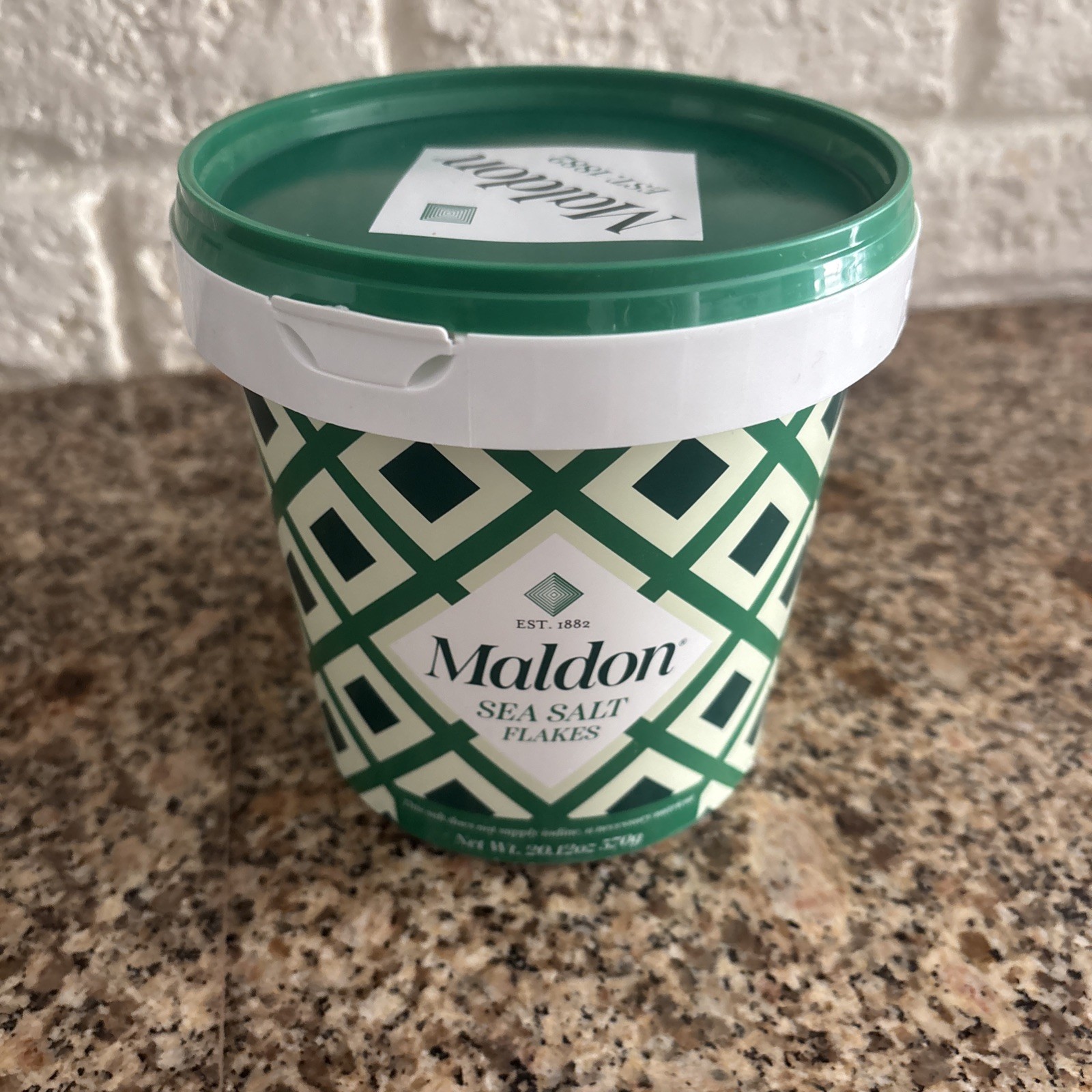 Maldon Gourmet Natural Sea Salt Flakes in 20.12 oz BB 04/15/2030~SEALED