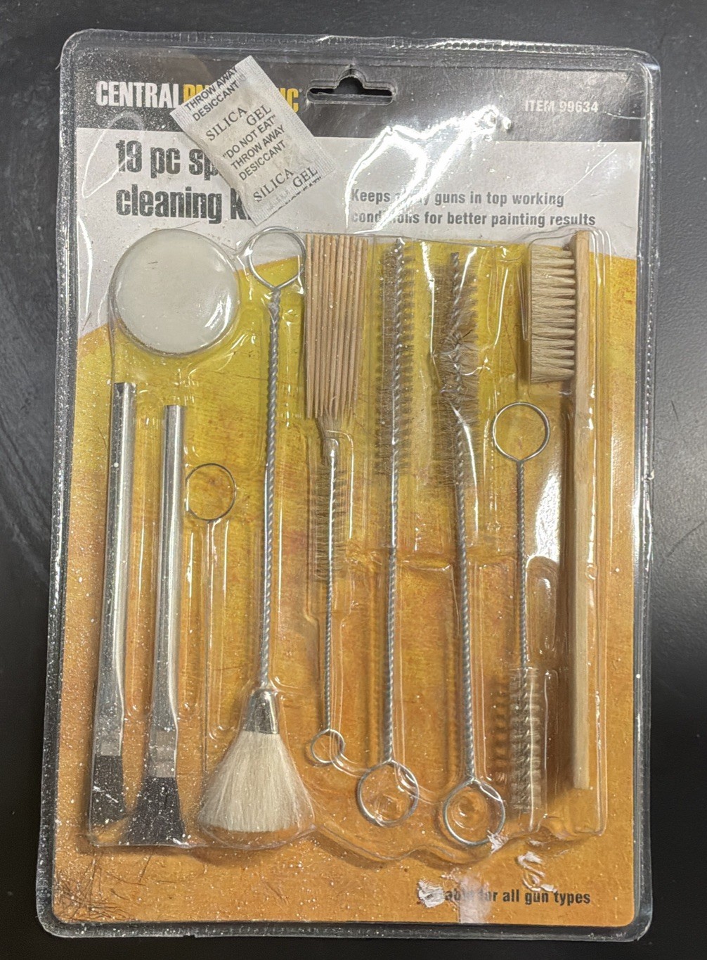 CENTRAL PNEUMATIC 19 Piece Spray Gun Cleaning Brush Kit #99634