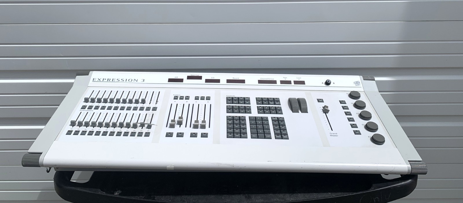 Electronic Theatre Controls Expression 3 Lighting Console Untested