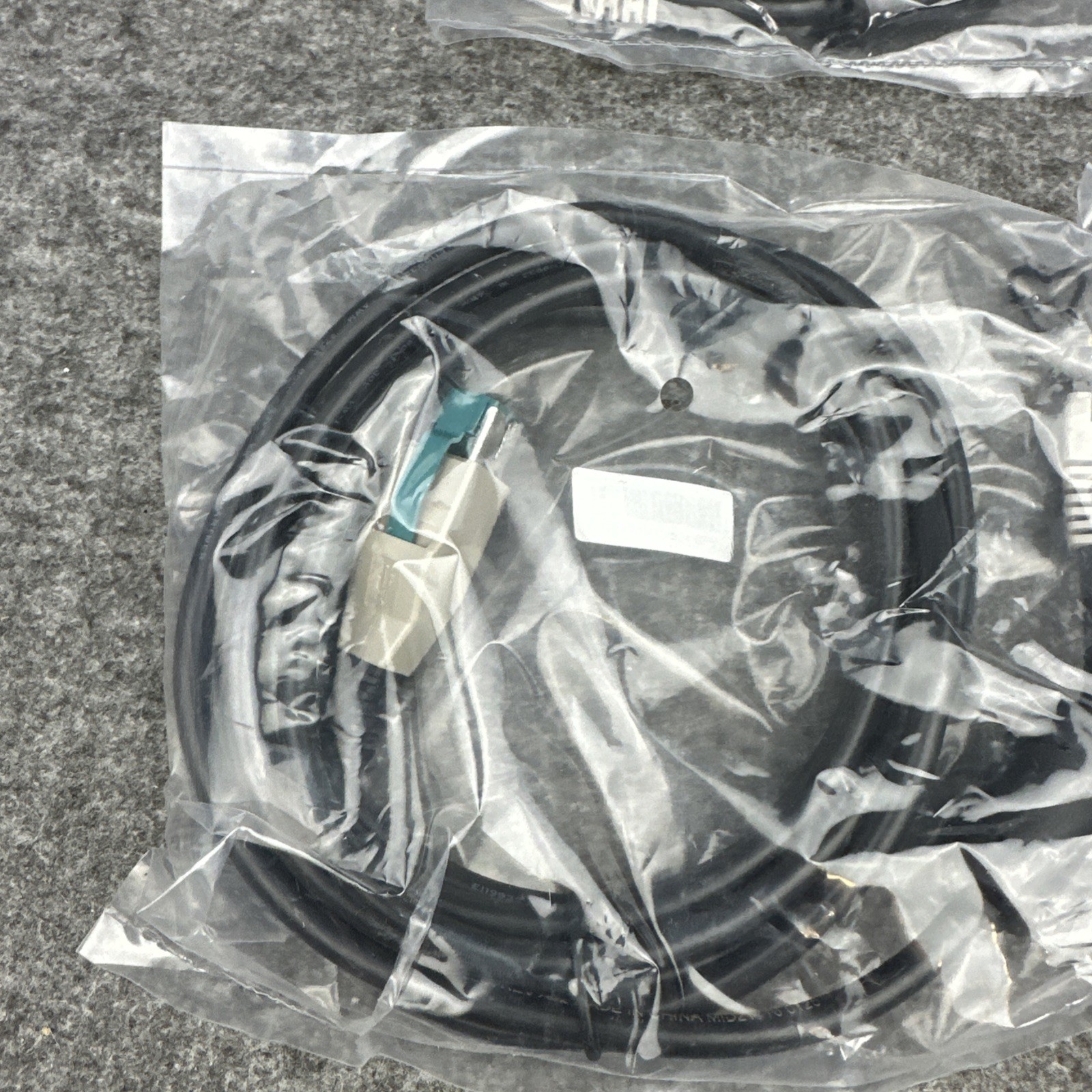 CBL132-004-03-A Verifone Cable 3 Meter Lot of 2 NEW