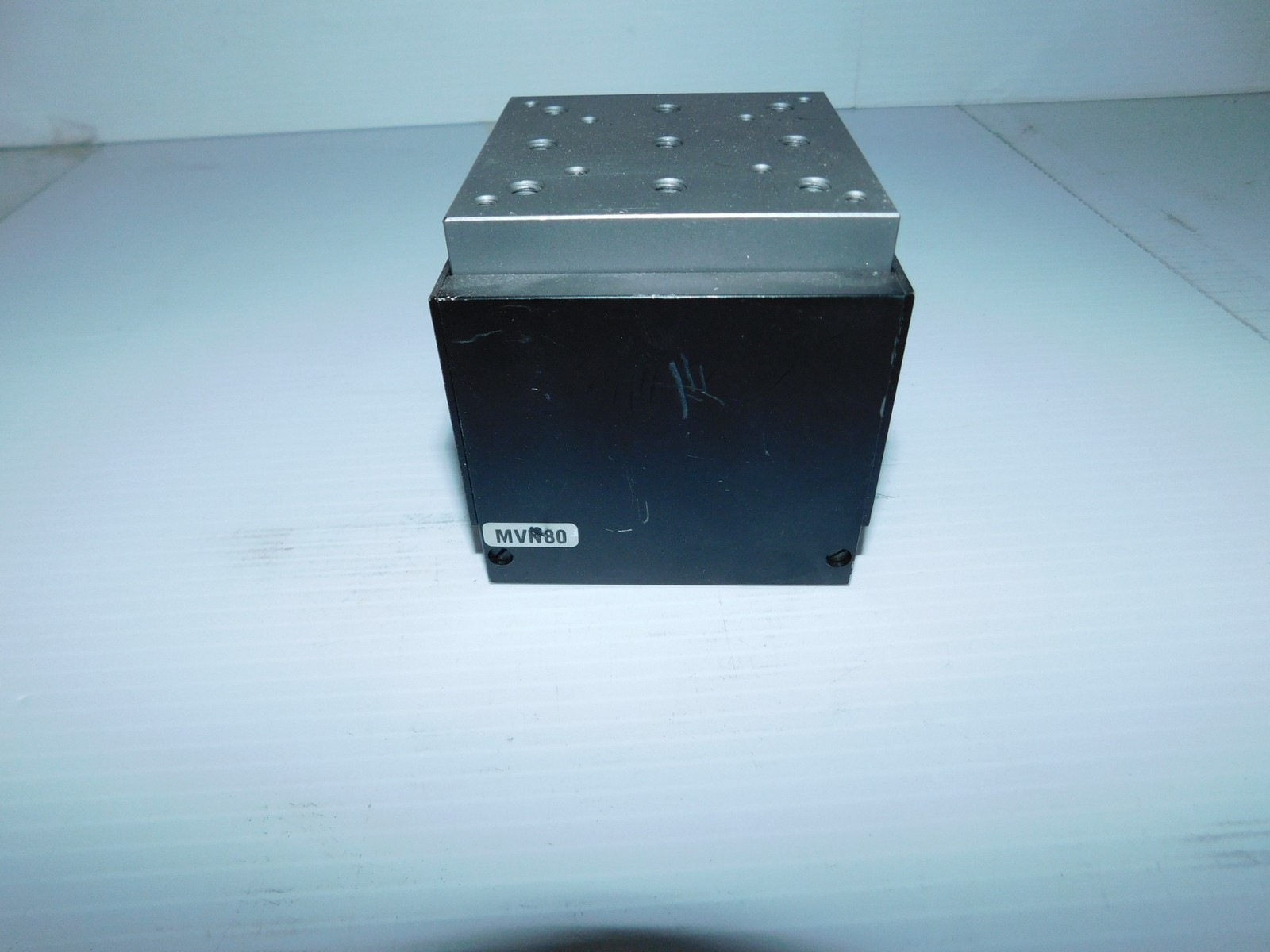 *JM* NEWPORT MVN80 VERTICAL LINEAR STAGE TOOL (MCE174)