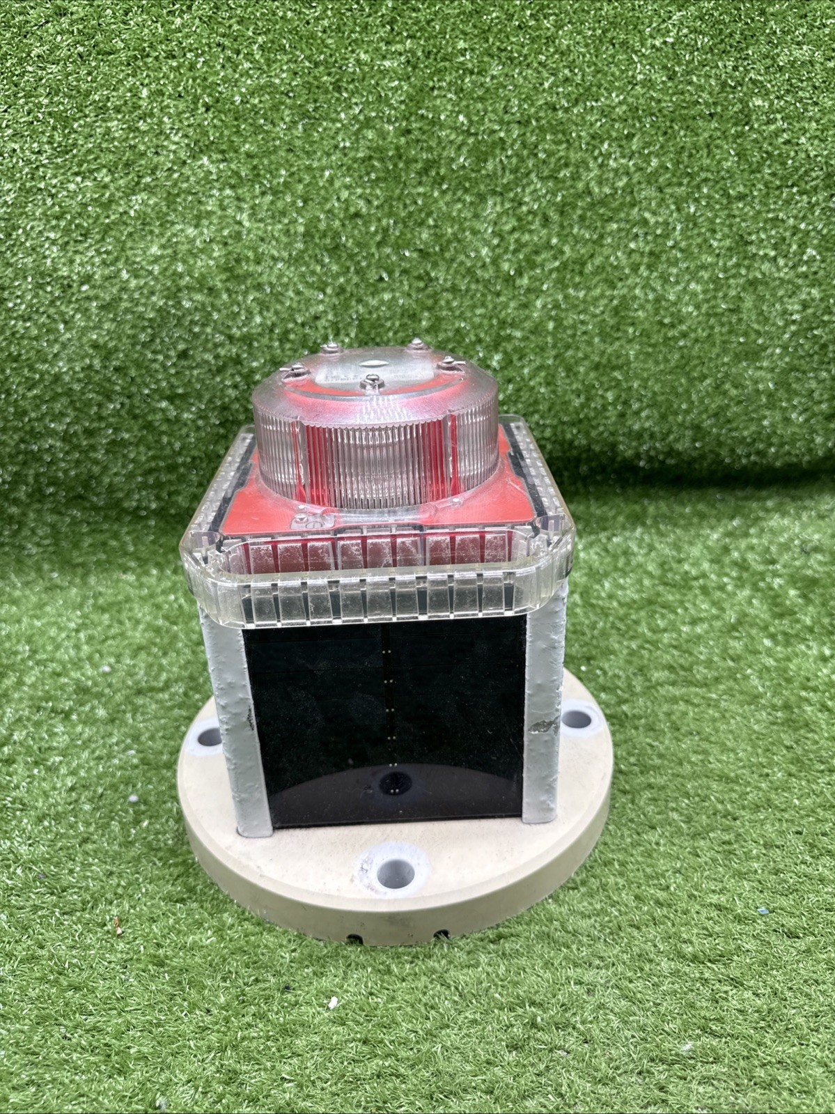 Carmanah M850 LED Solar Marine Lantern Red 8 Degreee 60X   S6