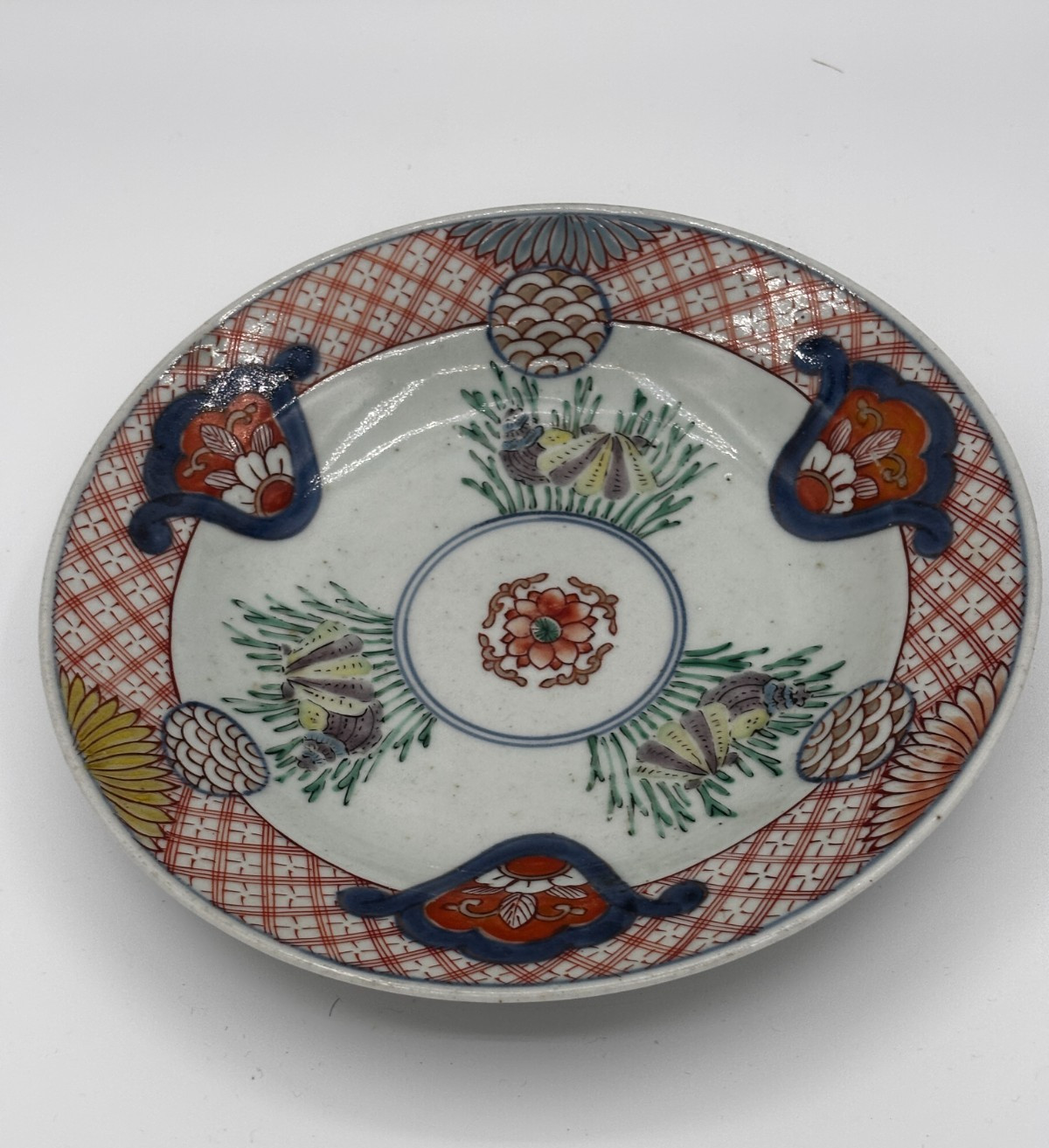 Antique Imari Ware Polychrome Bowl, Seaweed and Shell Design, Edo Period