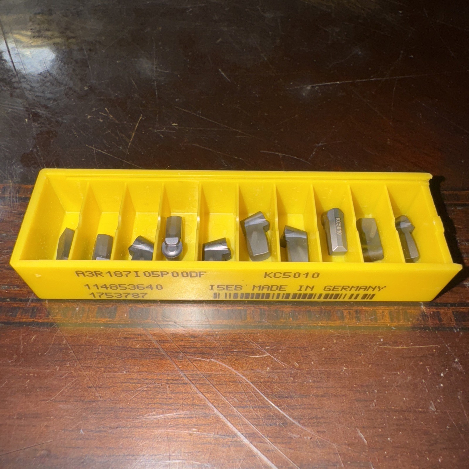 Kennametal A3R187I05P00DF KC5010 Carbide Deep Grooving Inserts Qty10 (B6)