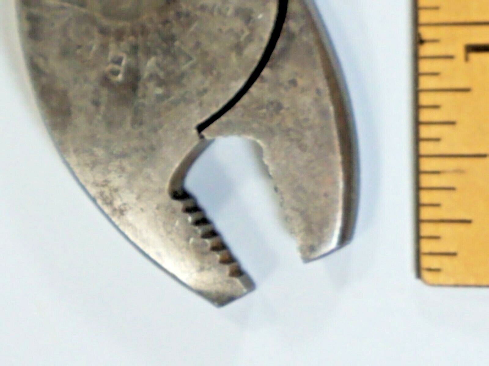 Plumb Battery Pliers 218