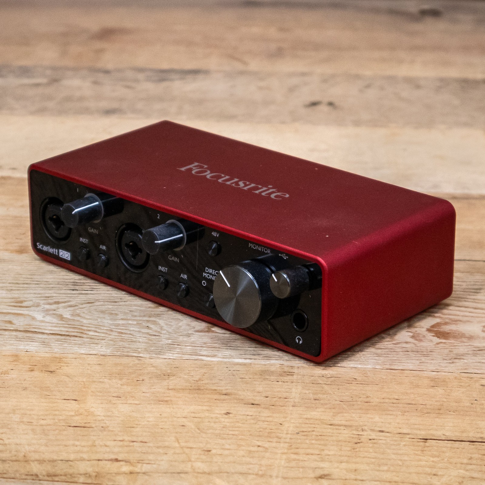 Focusrite Scarlett 2i2 (3rd Gen) USB Audio Interface Studio Recording U284836