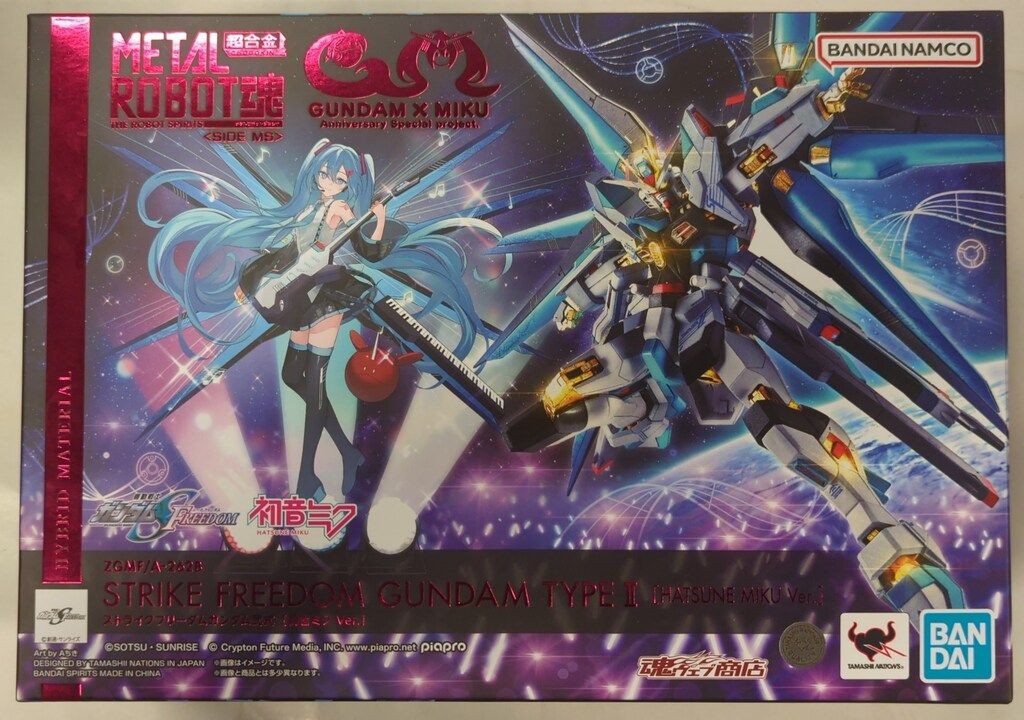METAL ROBOT SPIRITS Strike Freedom Gundam Type II Hatsune Miku Ver. Bandai Japan