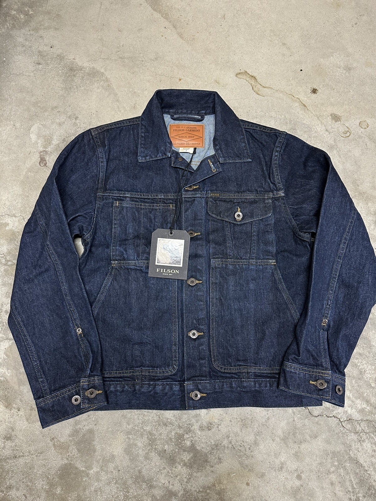 NWT Filson Unlined Denim Short Cruiser Rinsed Indigo Blue Mens Button USA XS