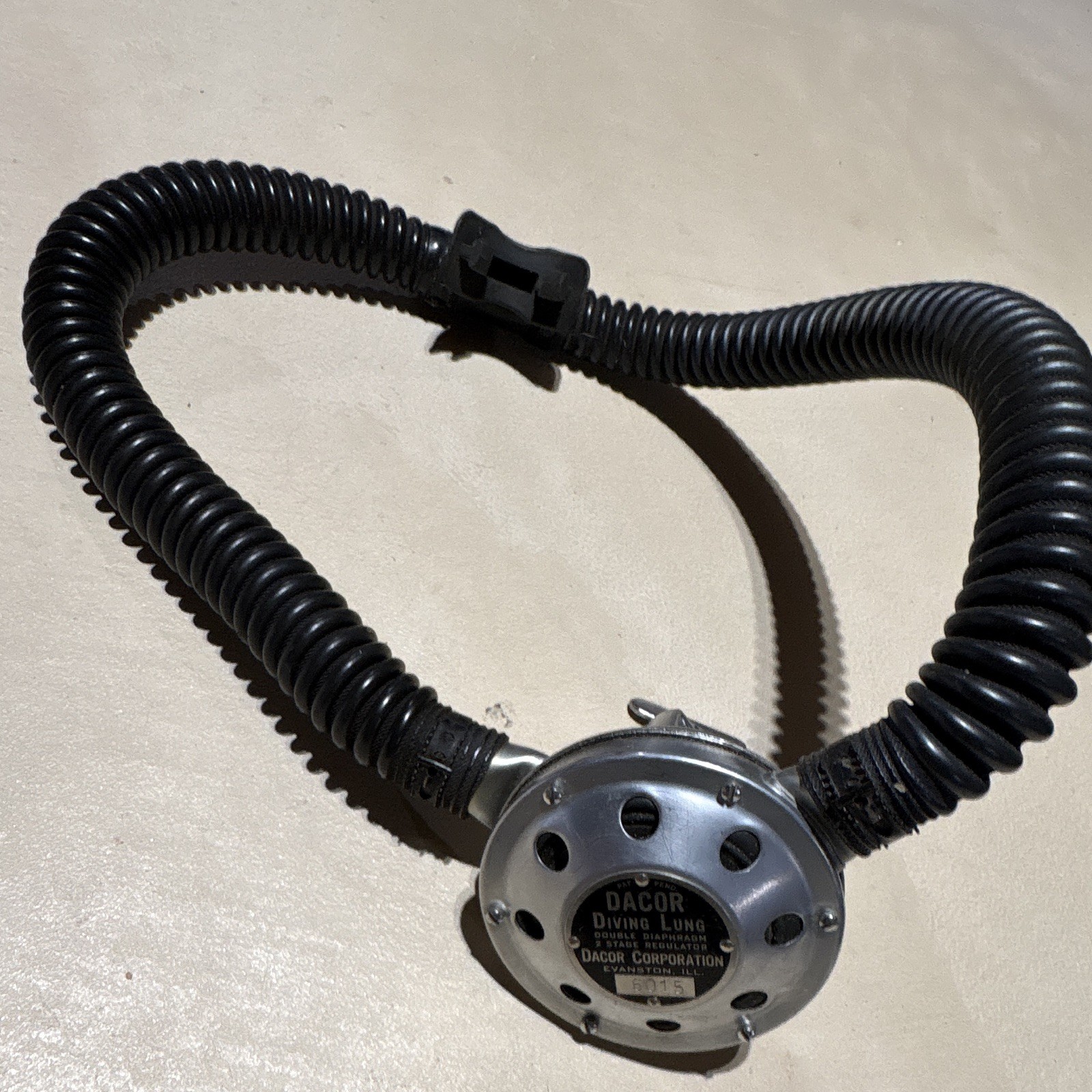 Dacor Diving Lung. Double hose Scuba Regulator MPN 6075.  Seller used