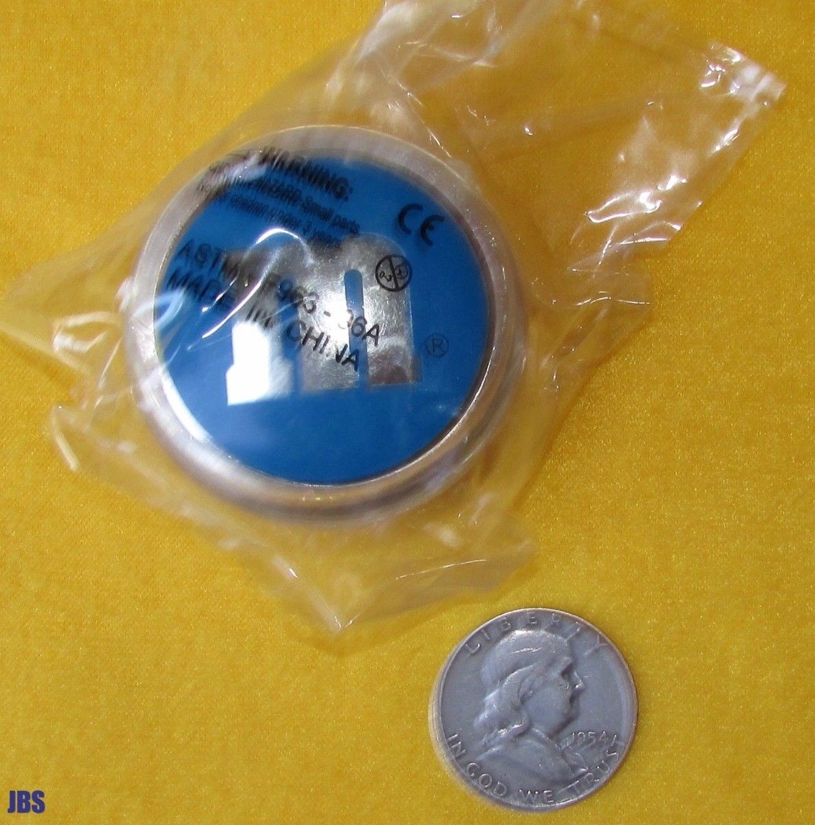 M&M's Milleneum YoYo Issued in 2000 Mint in Package