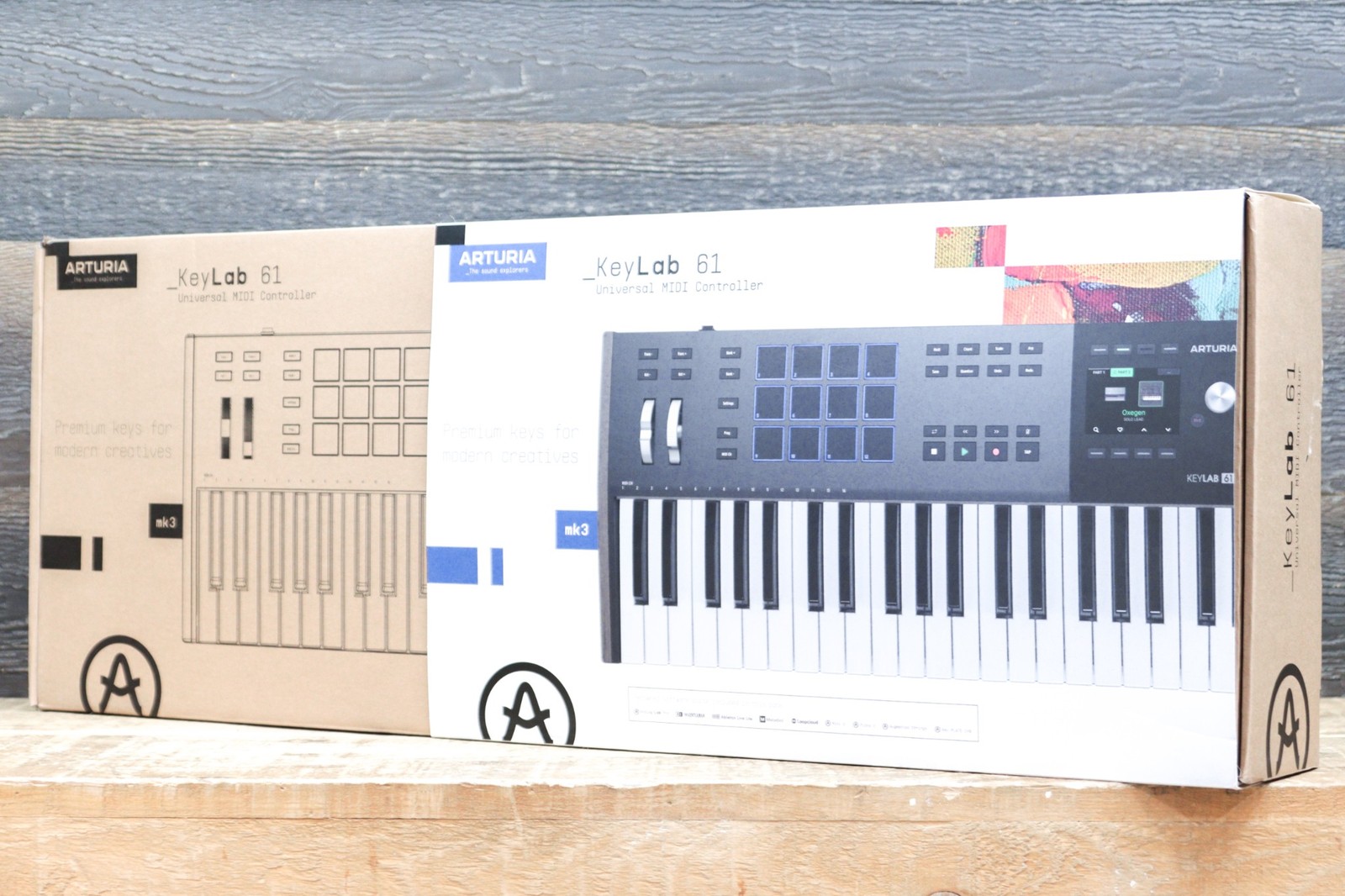 Arturia KeyLab 61 Mk3 Universal MIDI Controller 61-Note Semi-Weighted w/Box