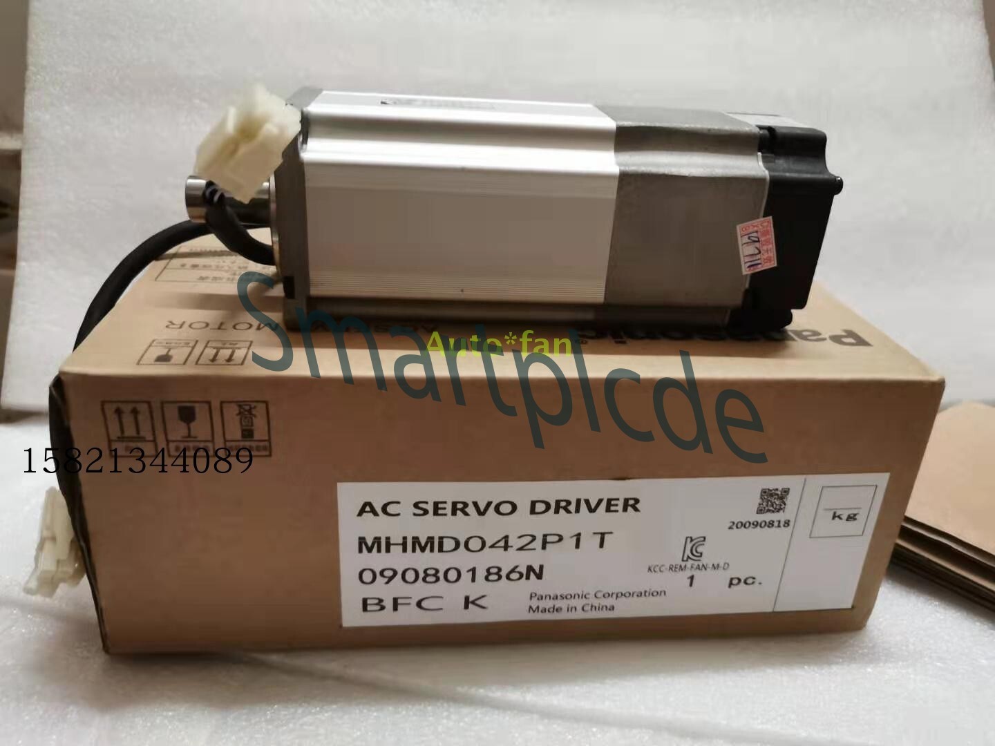 1PCS NEW Yaskawa Electric MHMD042P1T