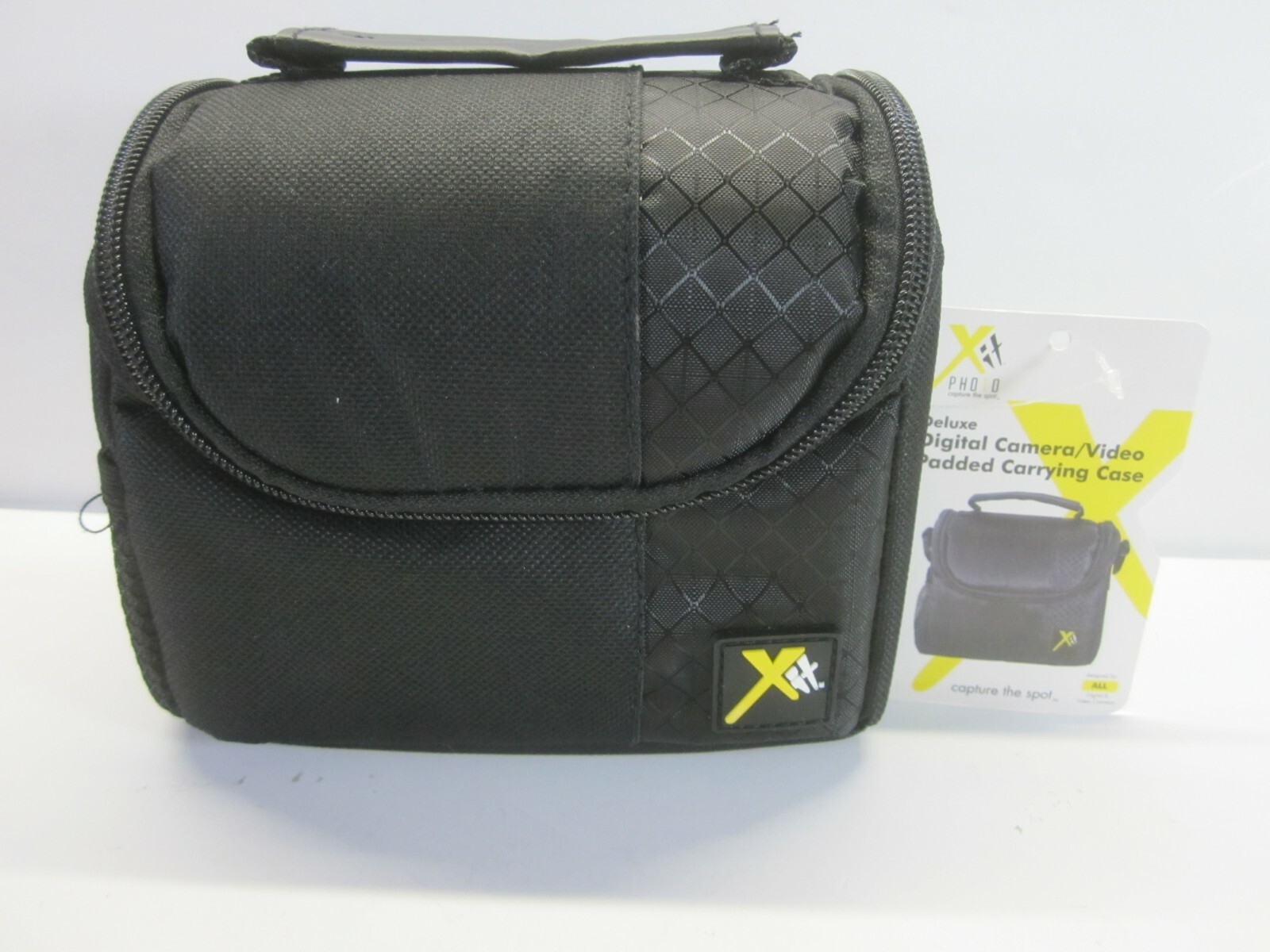 Xit XTCC1 Small Digital Camera/Video Case Black (Brand New)