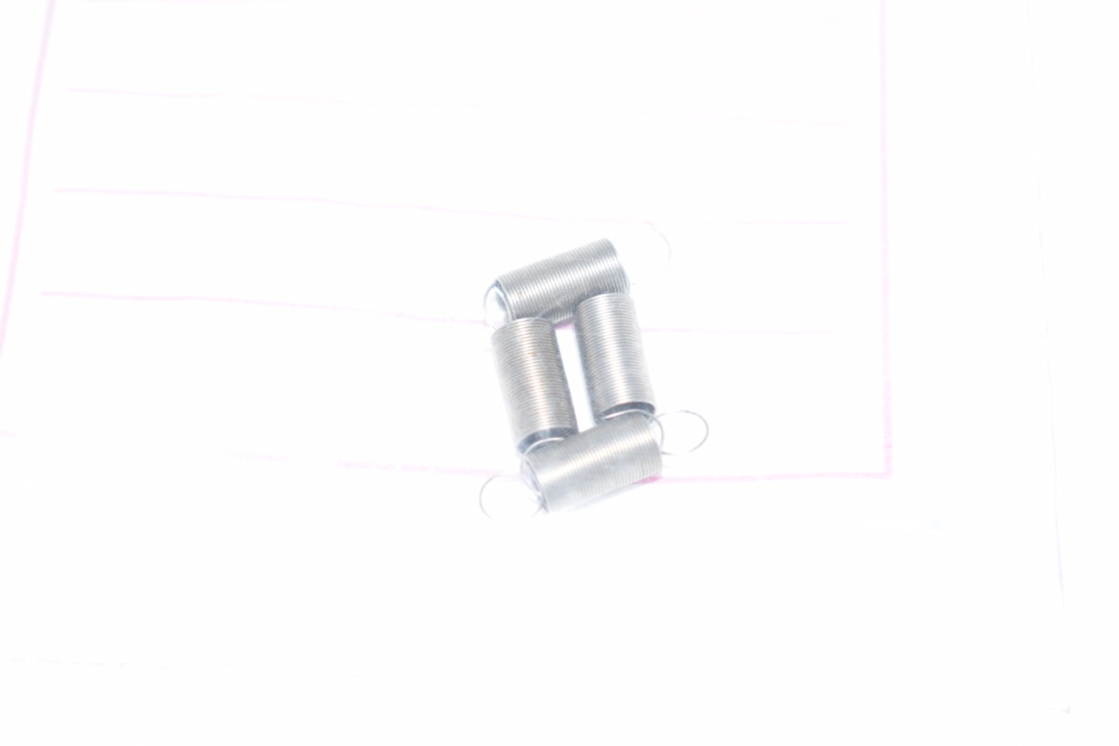 Pack of 4 NEW SONY PARTS 364242700 SPRING, TENSION 3-642-427-00