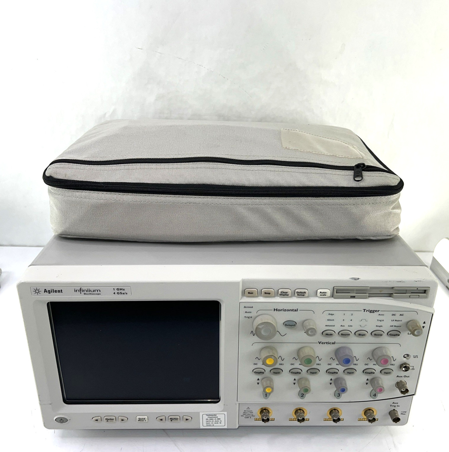 Agilent Infiniium 54835A 1GHz 4-Ch Oscilloscope NO POWER – FOR PARTS / REPAIR