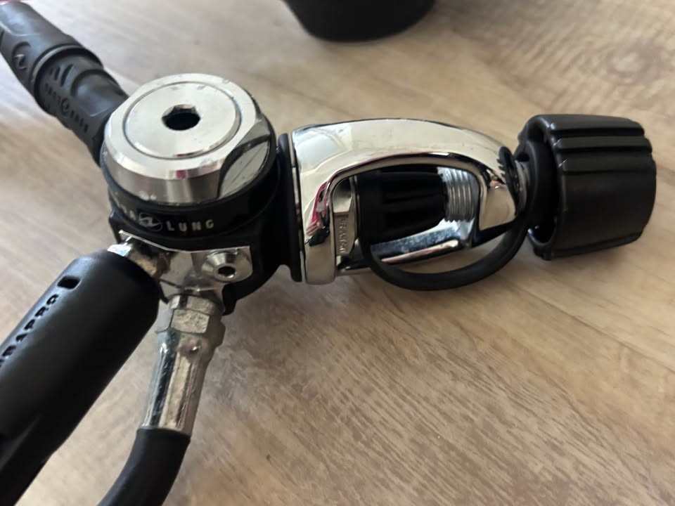 Aqualung Core ACD - Yoke regulator